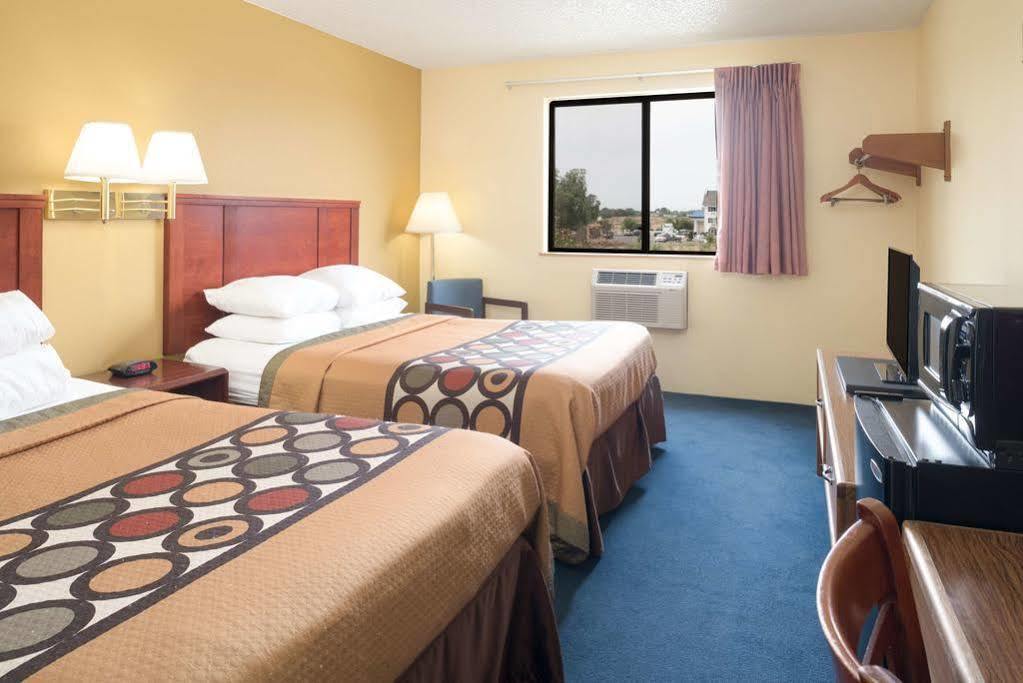 Hotel Super 8 By Wyndham Nampa Zewnętrze zdjęcie