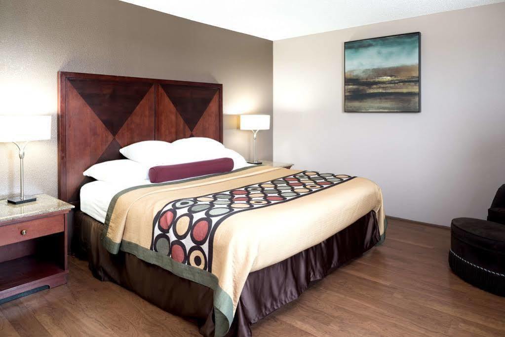 Hotel Super 8 By Wyndham Nampa Zewnętrze zdjęcie